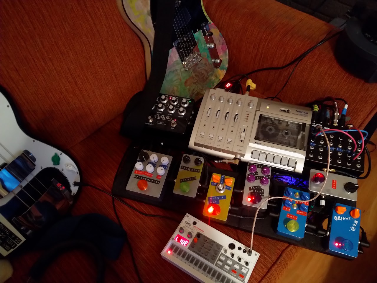 /articles/Norli-The-4-Of-Us/img/pedalboardstudio.jpg