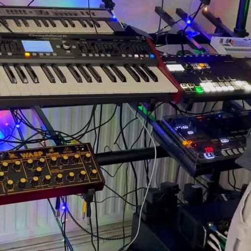 /articles/music-sketch-Analog-FX-Jam/img/full.jpg